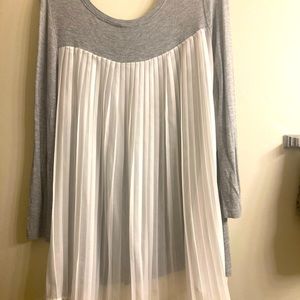 Adam Levine, Jersey sheek blouse, worn once or twice , no tares, snags.